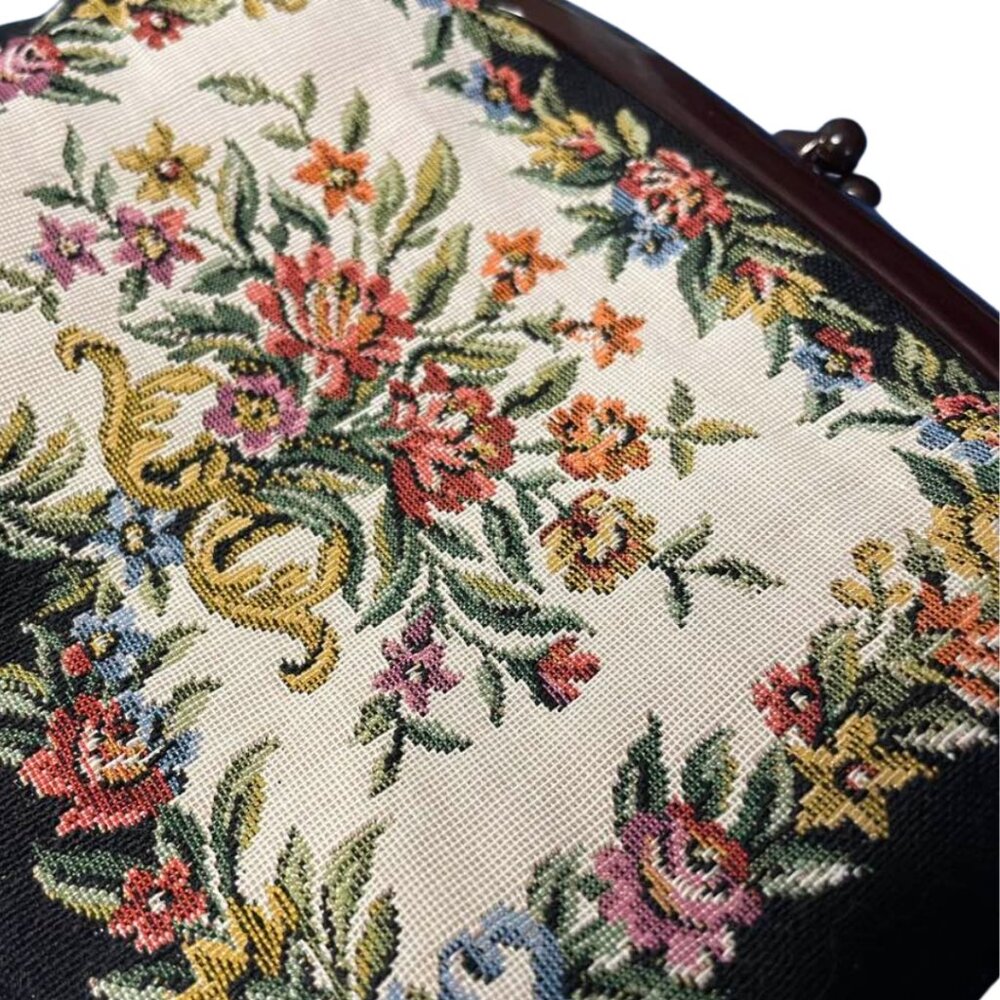 VINTAGE Floral Tapestry Clutch Bag Brown Lucite Frame Kiss Lock MCM Hong Kong - Picture 3 of 9